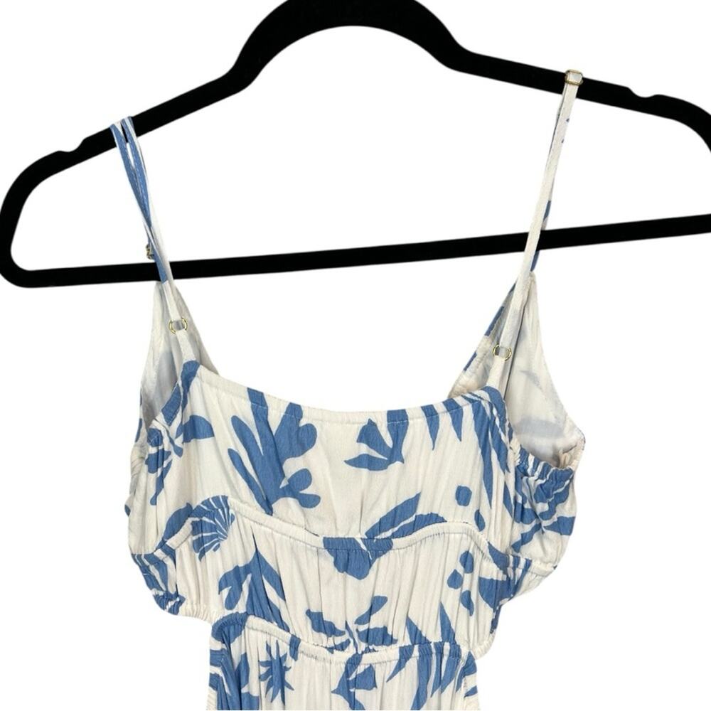 l*space White and Light Blue Floral Maxi Dress with Side Slit - Picture 12 of 15
